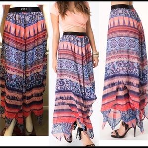 NEW! Bebe Print Handkerchief Skirt Size Small NWT